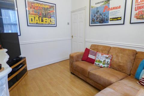 22 Berkley Road, Gravesend, DA12 2EU