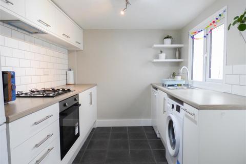 22 Berkley Road, Gravesend, DA12 2EU