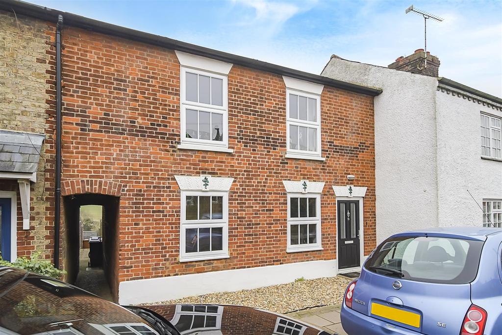 Newtown, Codicote. 3 bed terraced house for sale £495,000