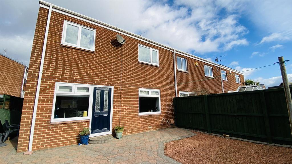 Byron Lodge Estate, Seaham 3 bed end of terrace house £140,000