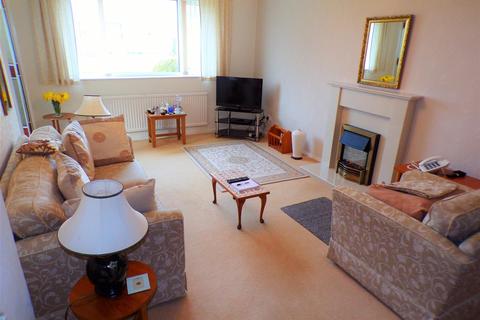 6 Cherry Tree Walk, Rhyl, LL18 4JL