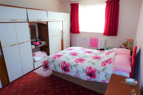 6 Cherry Tree Walk, Rhyl, LL18 4JL