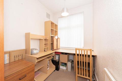 226 Stoneleigh Avenue, Worcester Park, KT4 8YB