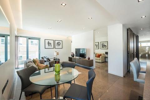 3 bedroom flat to rent - 12 Babmaes Street, London