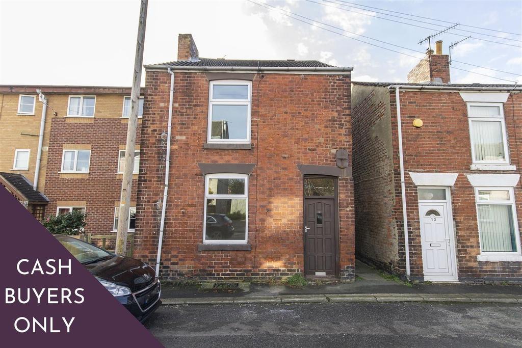 Cross London Street, New Whittington, Chesterfield 2 bed detached house