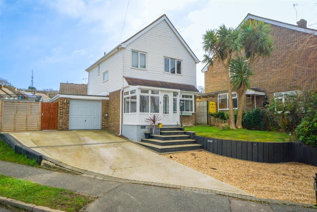 Austen Way, Hastings 3 bed detached house £400,000
