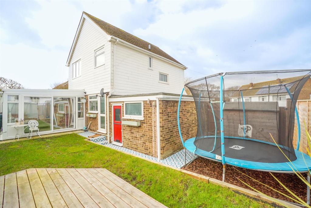 Austen Way, Hastings 3 bed detached house £400,000
