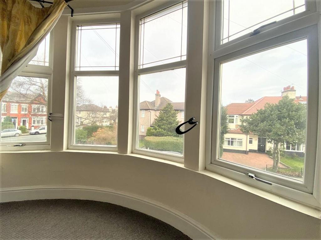 Bedroom bay window