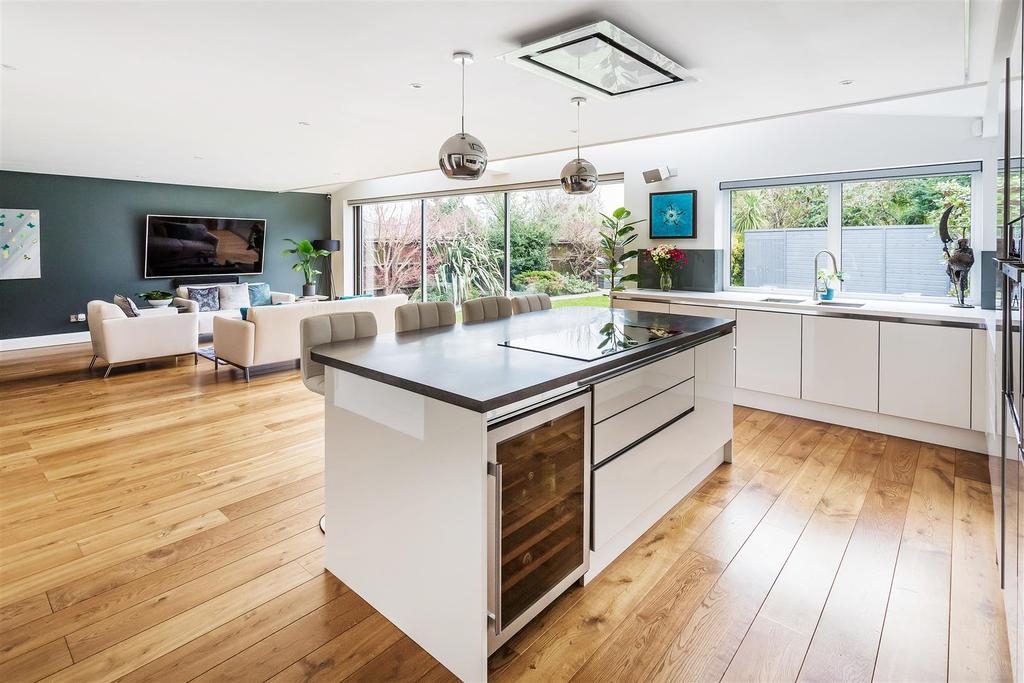 House. partnership Thames Ditton