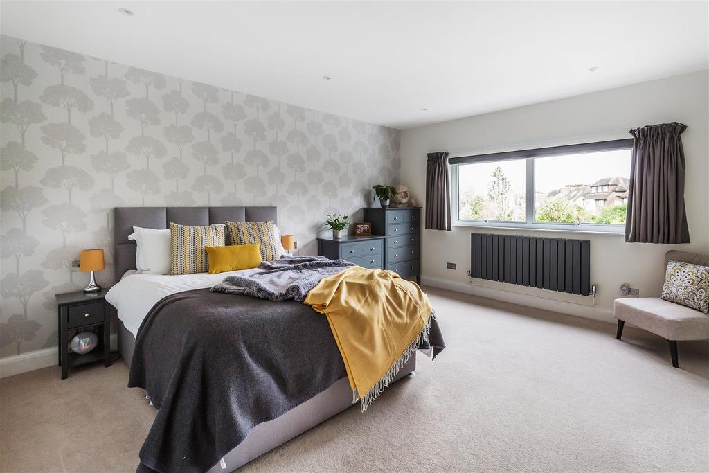 House. partnership Thames Ditton