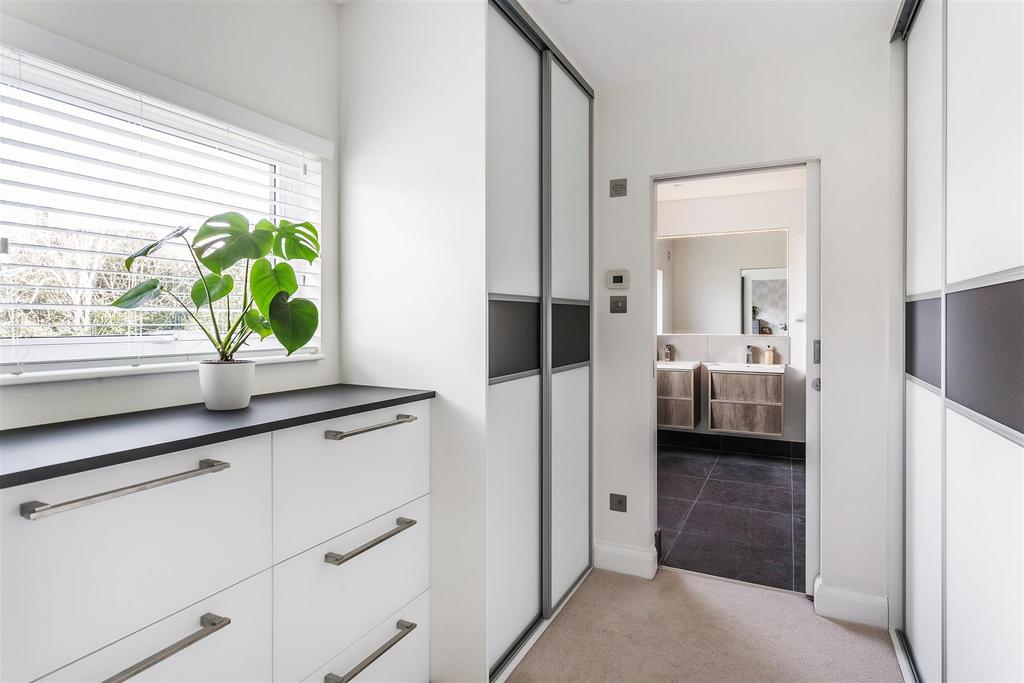 House. partnership Thames Ditton