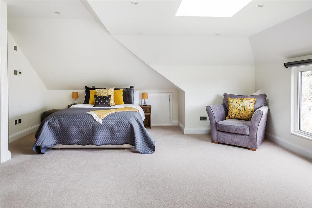House. partnership Thames Ditton