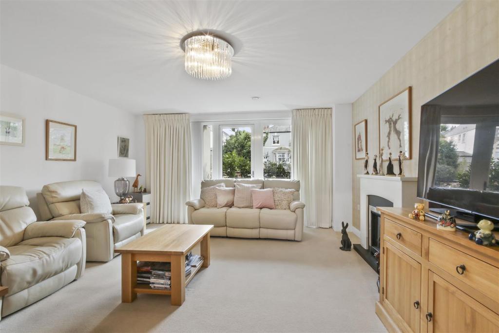 Trelawny House, Bar Road, Falmouth 1 bed apartment £285,000