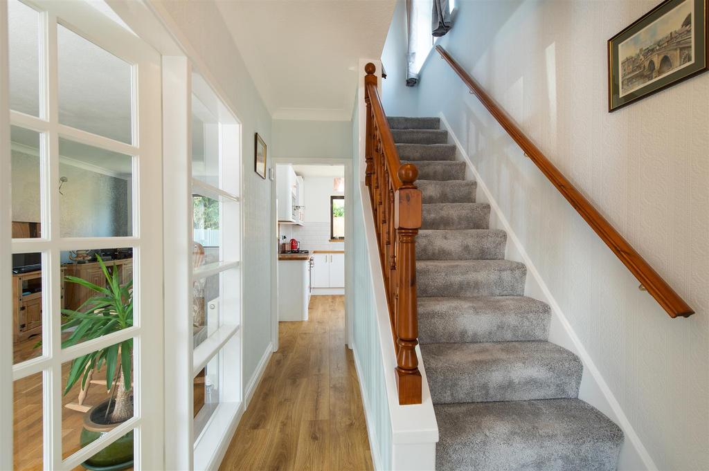 Meadowcroft, Hagley, Stourbridge 3 bed semidetached house for sale £