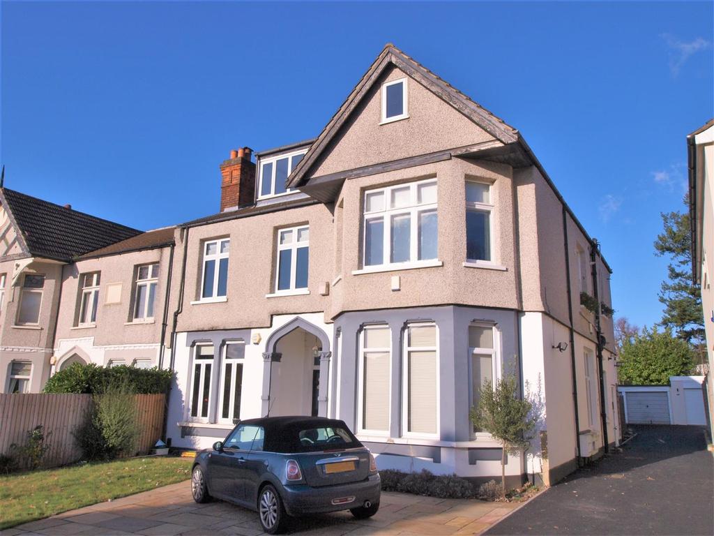 Bromley Avenue, Shortlands, Bromley, BR1 2 bed flat £1,800 pcm (£415 pw)