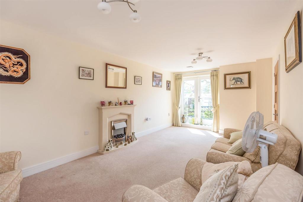 Living Room.jpg