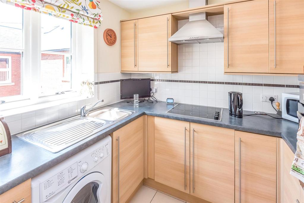 Kitchen..jpg