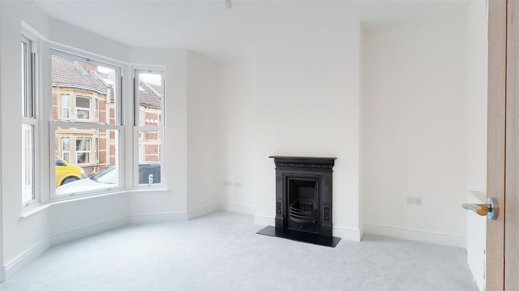 Dunkerry Road, Windmill Hill, Bristol 3 bed terraced house £525,000