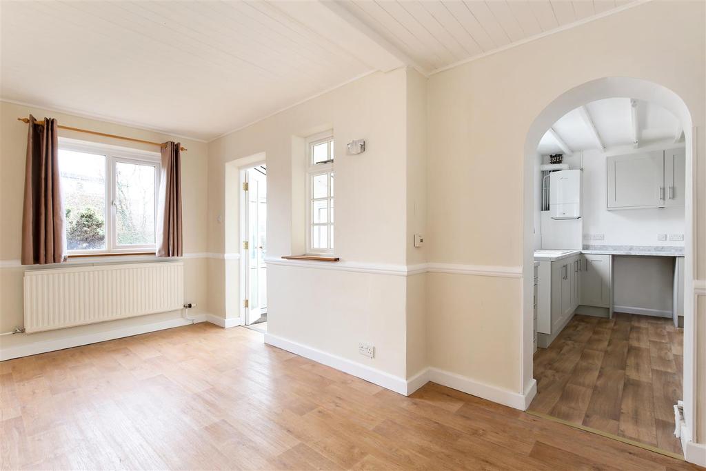 Park Road, Nailsworth, Stroud 2 bed semidetached house £350,000