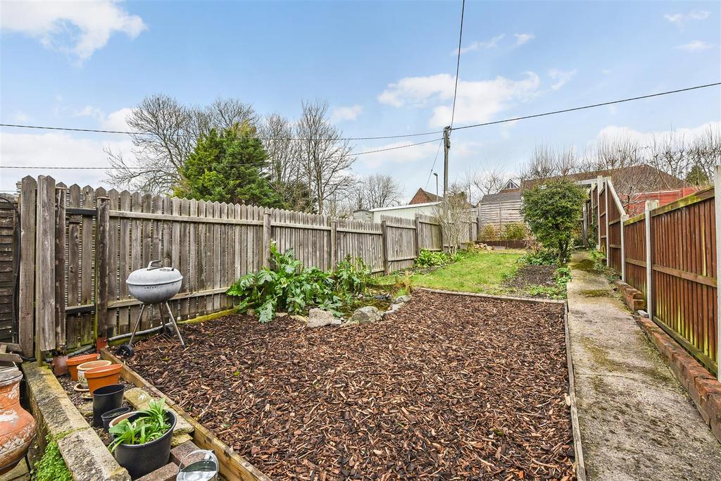 South View Gardens, Andover 1 bed £175,000