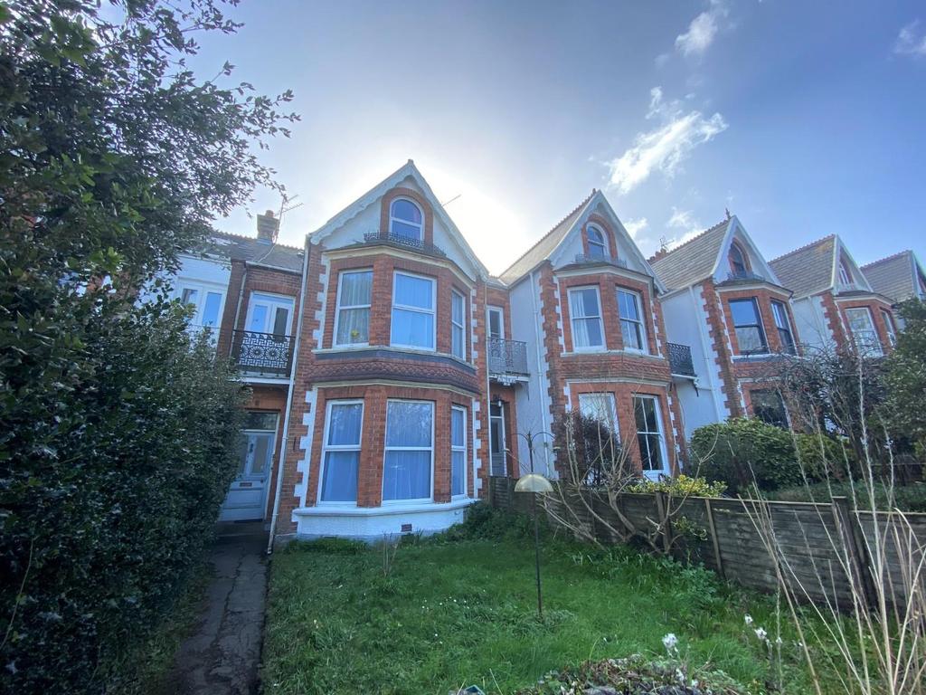 Melvill Road, Falmouth 1 bed flat £750 pcm (£173 pw)