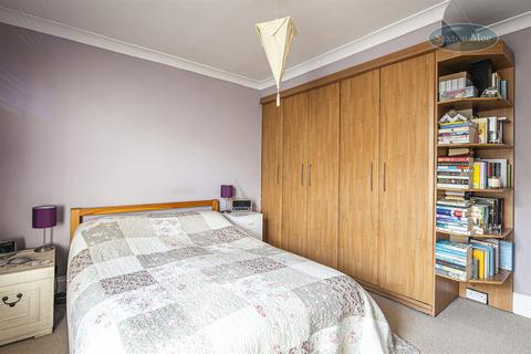 286 Bole Hill Road, Sheffield, S6 5DF
