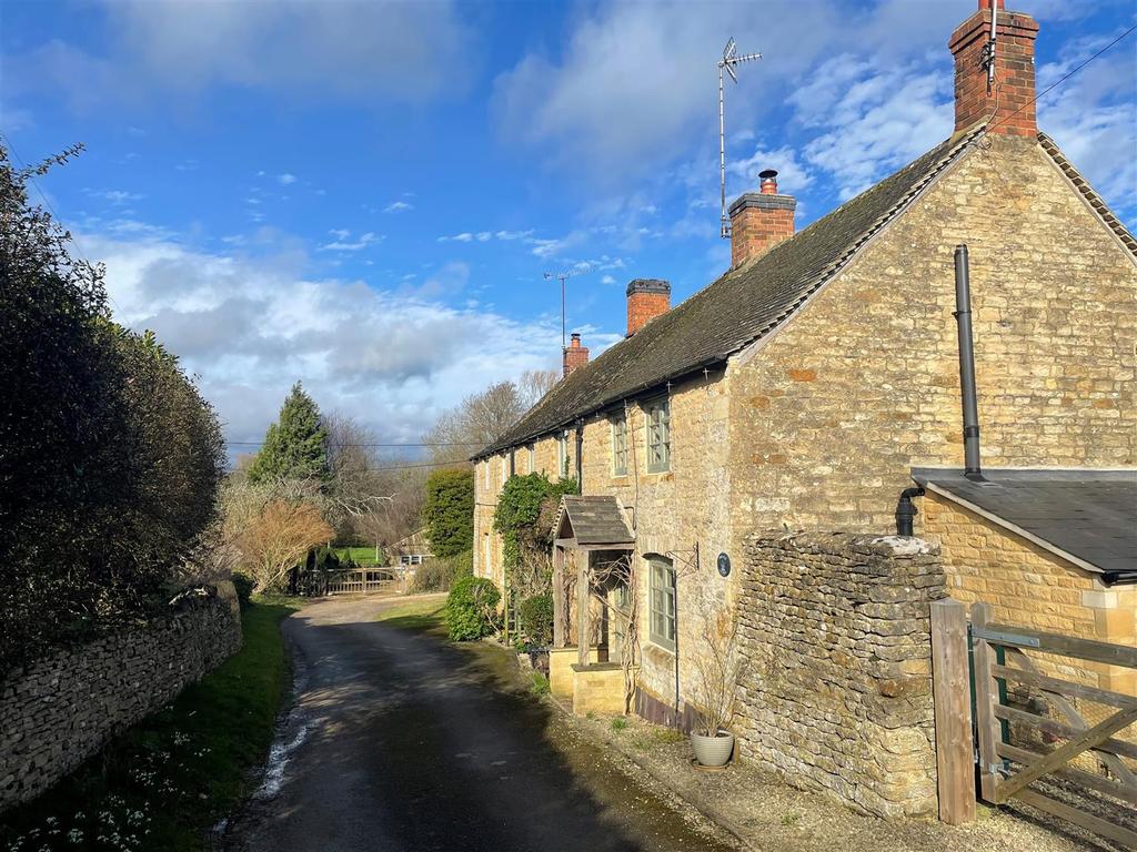 Odd Cottage new streetscape 2.jpg