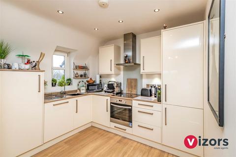 10 Shottery Close, Ipsley, Redditch, B98 0GE