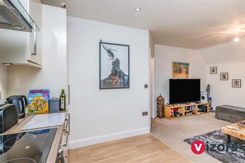 10 Shottery Close, Ipsley, Redditch, B98 0GE