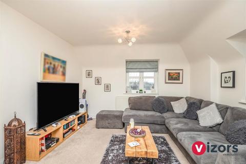 10 Shottery Close, Ipsley, Redditch, B98 0GE