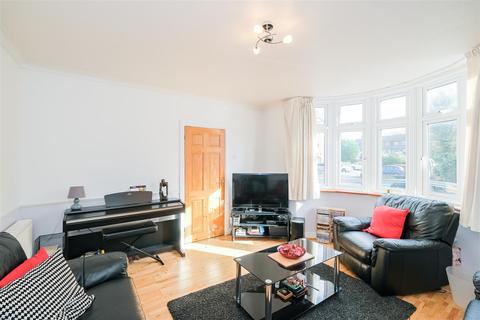 115 Larkshall Road, London, E4 6PE