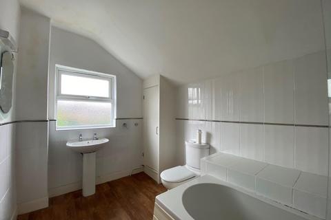 18 Stanhope Road, Northampton, NN2 6JX