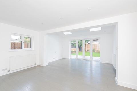 6 Horsley Close, Epsom, KT19 8HB