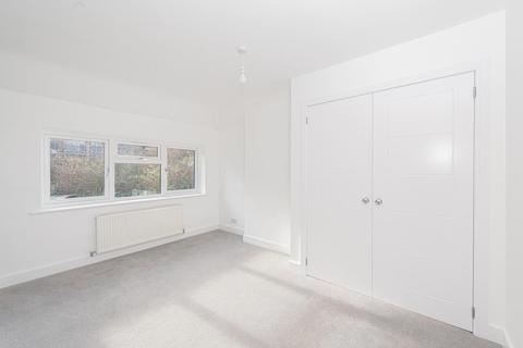 6 Horsley Close, Epsom, KT19 8HB