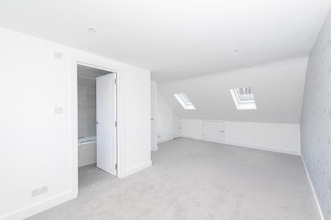 6 Horsley Close, Epsom, KT19 8HB