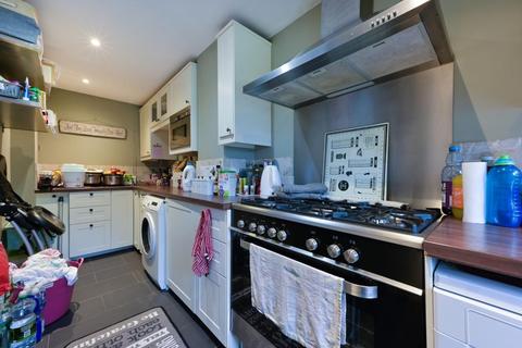 37 Ferriers Way, Epsom, KT18 5TJ