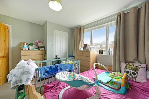 37 Ferriers Way, Epsom, KT18 5TJ
