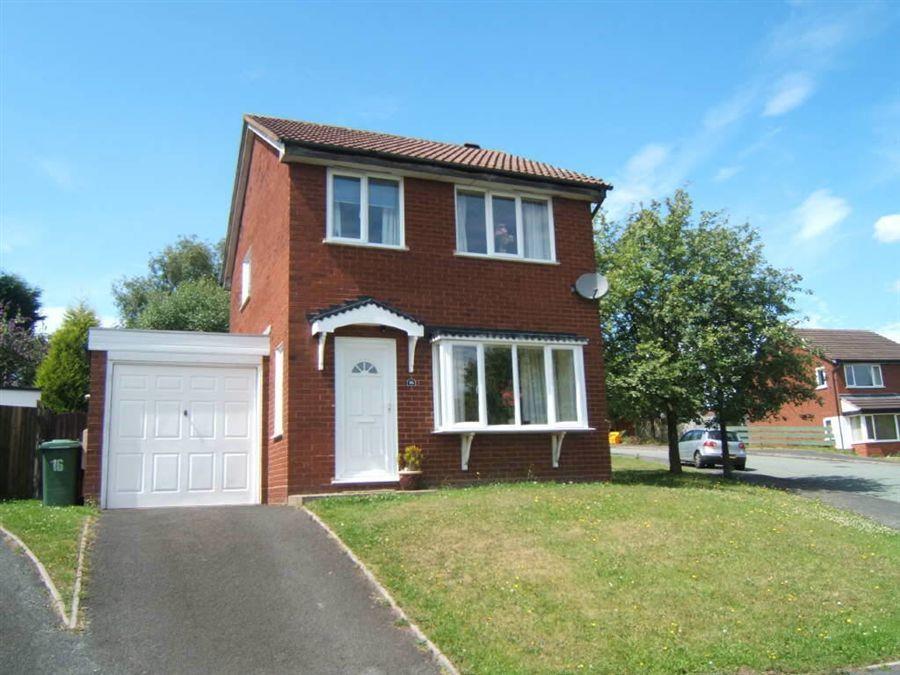 Daisy Bank, Hednesford, Cannock 3 bed detached house £895 pcm (£207 pw)