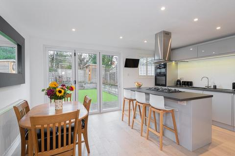 66 Ashurst Road, Tadworth, KT20 5EU