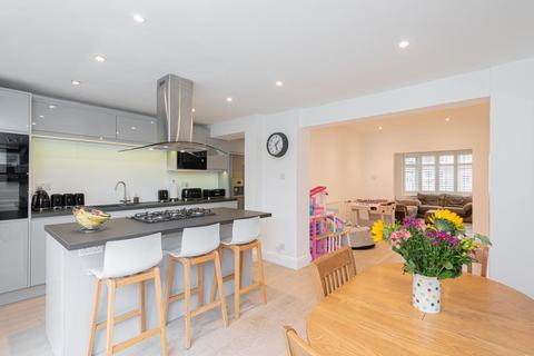 66 Ashurst Road, Tadworth, KT20 5EU