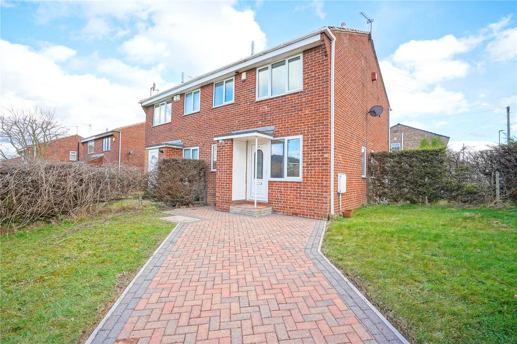 Fleming Way, Flanderwell, Rotherham, South Yorkshire, S66 1 bed end of terrace house £110,000