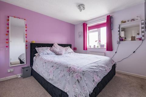 4 Cyprus Road, Hatch Warren, Basingstoke, RG22 4UY