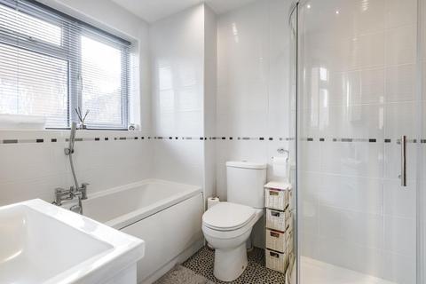 4 Cyprus Road, Hatch Warren, Basingstoke, RG22 4UY