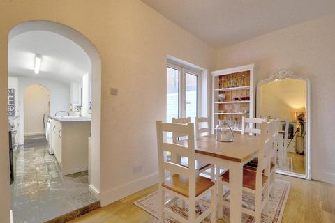 30 Albert Road, Eston, Middlesbrough, TS6 9QW