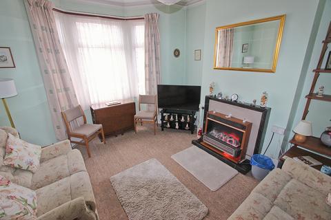 5 Forest Road, London, E7 0DN