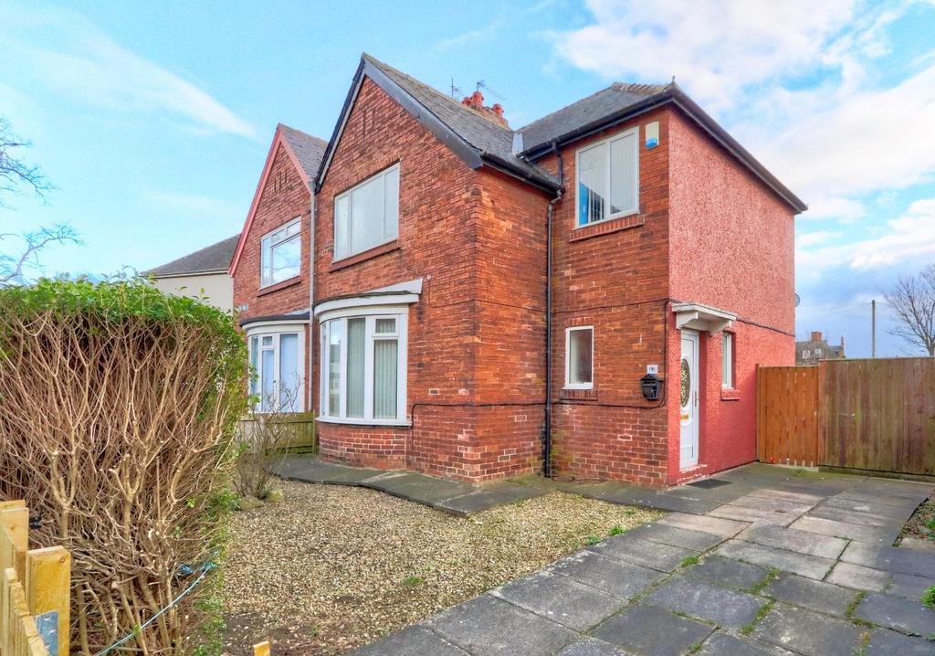 Park Road South, Middlesbrough, TS4 3 bed semidetached house £125,000