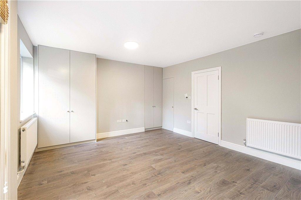 Studio Room