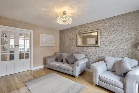 77 Aidan Court, Middlesbrough, TS5 4BP