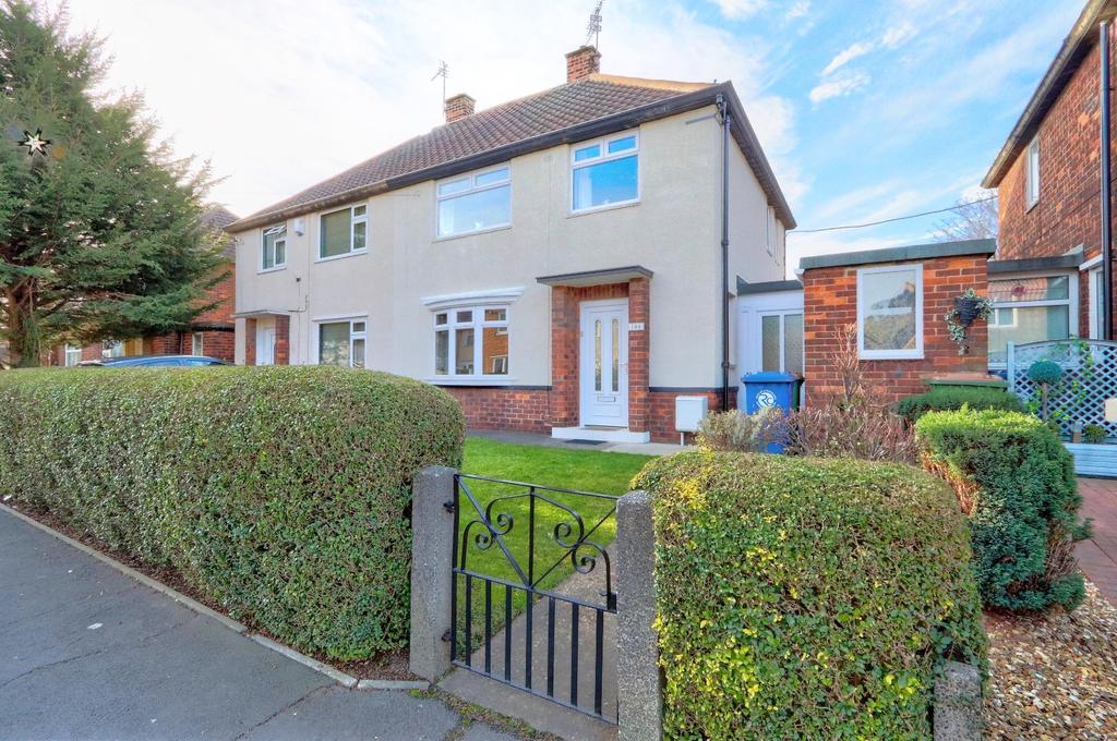 Park Avenue, Teesville, TS6 3 bed semidetached house £115,000