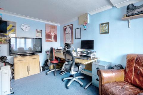 14 Briargate, Middlesbrough, TS6 9NZ